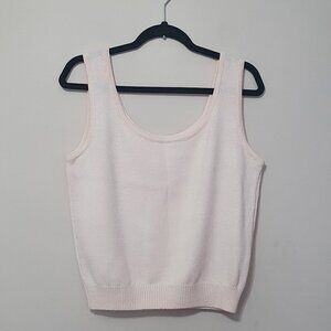 St. John Classic Cream Knitted Sleeveless Top